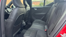 Volvo XC40 2.0 B4P Plus Dark 5dr Auto Petrol Estate